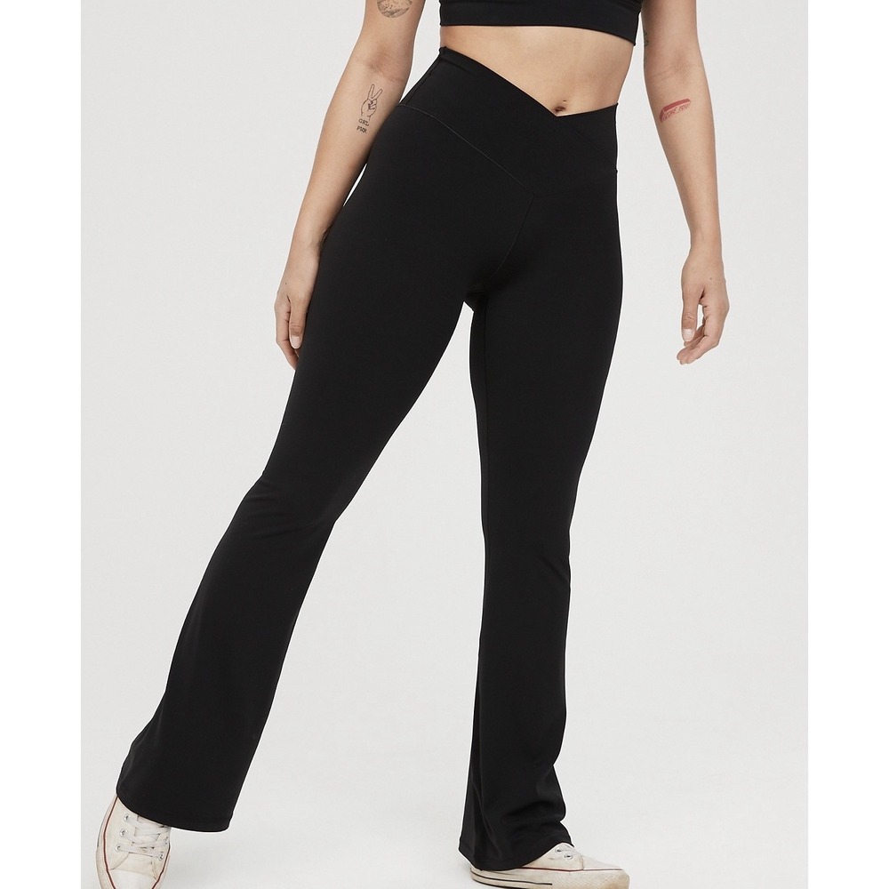 Offline By Aerie Real Me High Waisted Crossover Flare Leggings Black Sz XL Long